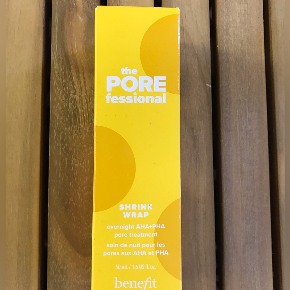 Benefit shrink wrap overnight aha pha treatment